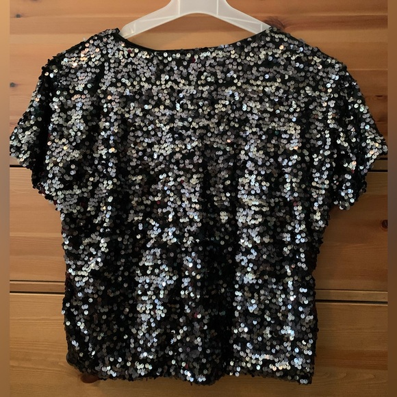 H&M sequin t-shirt - Picture 2 of 3